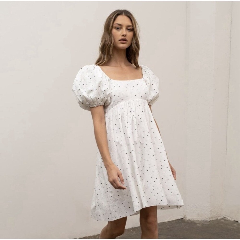 Moon River Mini‎ Babydoll Puff Sleeve Polka Dress Size M White